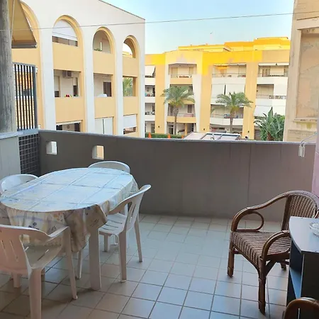 Residenza Baia Blu A * غالّيبولي